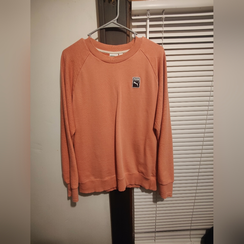 Puma sweat shirt